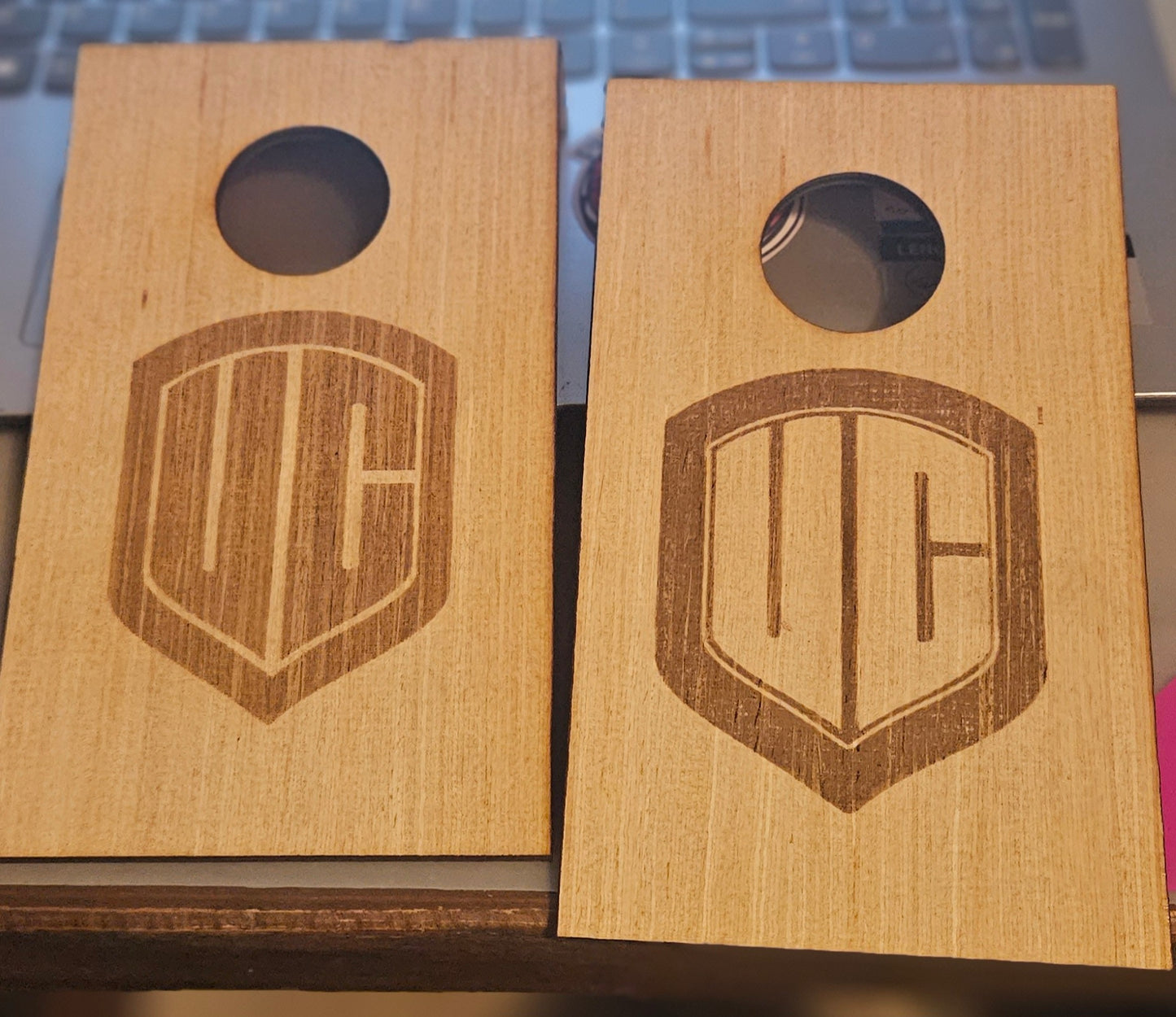 Custom engraved tabletop/travel cornhole boards w/ bags